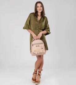 Shop Anekke Mochila Ovalada Nude Studio